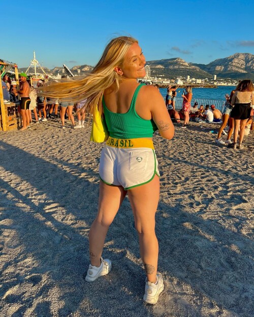 JI 28533fb5c8bb43c4eb7