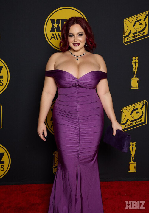 JPEG image 429B B3C1 2F 05eedd34dd147ccd0