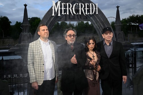 J 15 93bd64acbae4cf02