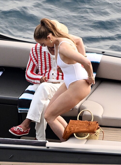 Jennifer Lopez 2024.06.21 031770451ef4018b36a