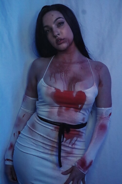 Jennifers Body 12