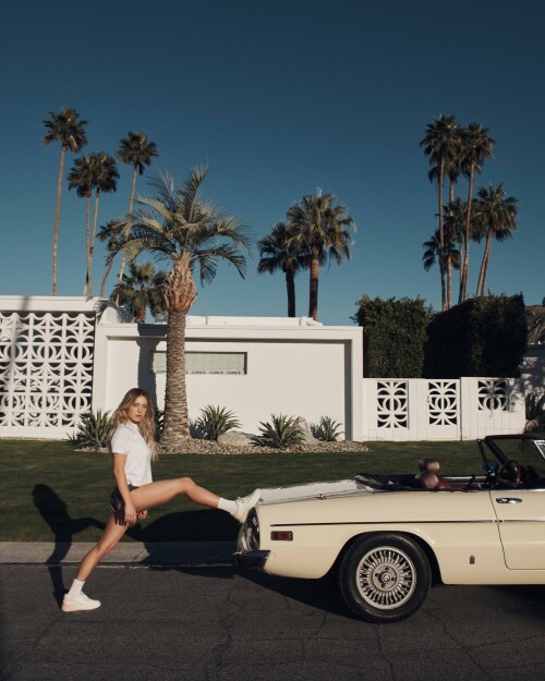 Jimmy Choo Ad Campaigns 2024 Summer 71a048cd92f2e1624