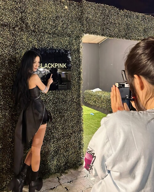 Jisoo 1 3358348535 986411869059760 1301221937358924029 nAespa low res scale 4 00x0a7247e59a88c02f