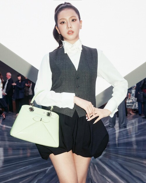 Jisoo Instagram 2025 026f0d0a374776d5bff