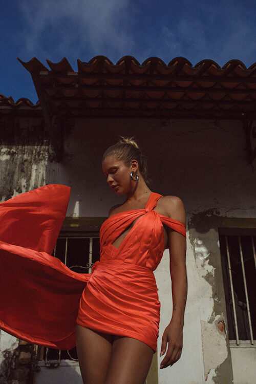 Josie Canseco 104b04d83685fd5e5a