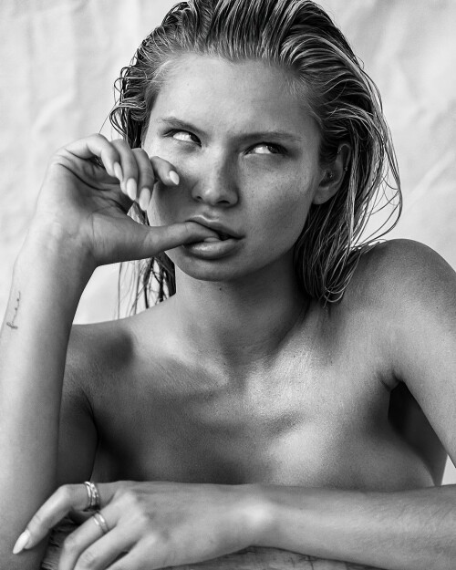Josie Canseco Topless fgro 8a56451bf278f9c13