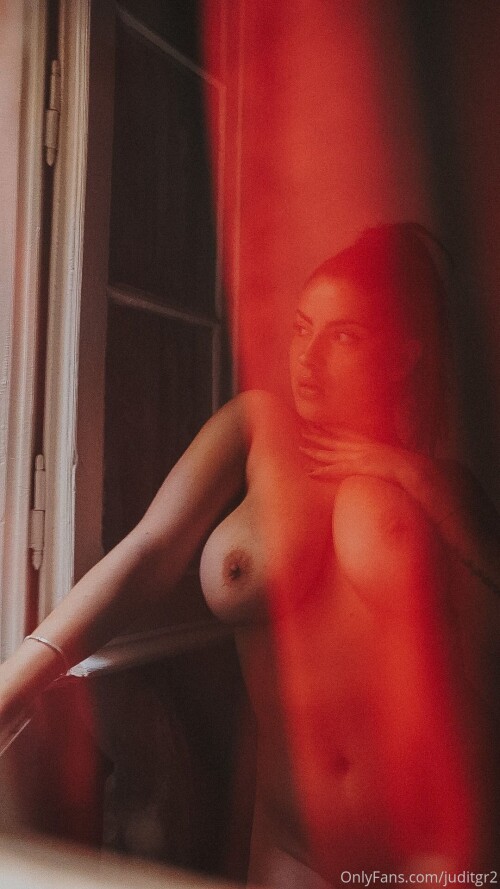 Juditgr Images Other 42805f2ac5898d2a2b