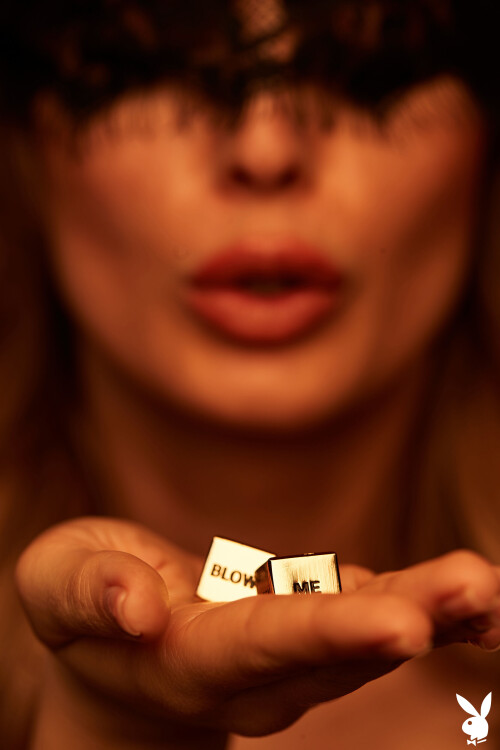 JuliaRDEPMOY 00239389827d9fce697c