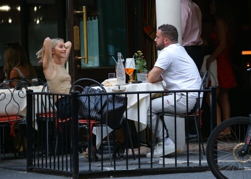 Julianne_Hough_out_in_New_York_City_08-14-2024__7_f62735ff3d8804f7