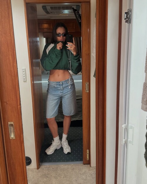 Just-reflecting1456534a50c1b9e166