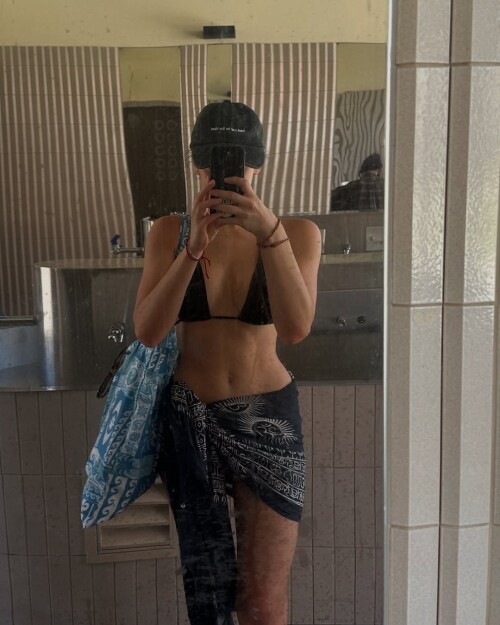 Just-reflecting163731f716fa95fb58