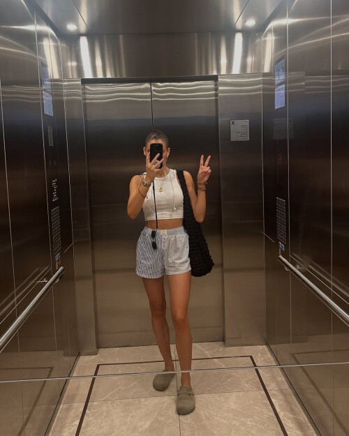 Just-reflecting9dfe9e25ced62b3c7