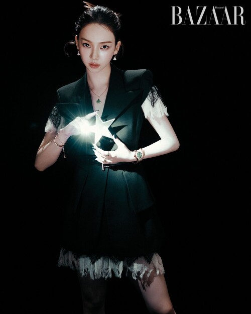 KARINA X BVLGARI for Harper s BAZAAR Korea September 2025 Issue documents 87e398c7a628ba73f