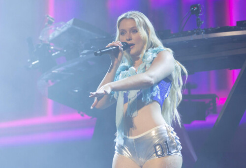 KBXg9YE0ie4399012f47475300