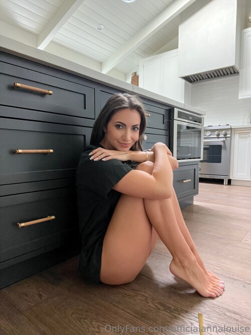 KBjhf7QVBa6483af2177d974a9