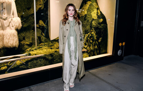 Kaitlyn Dever at Burberry Flagship Store Reopening Cocktail Party 8f3d99508f17a09a3