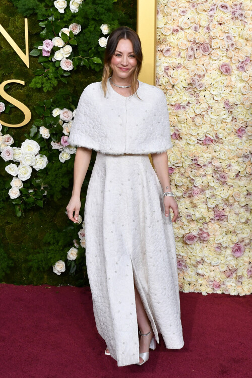 Kaley Cuoco 1ac6ded3d83e48f0e