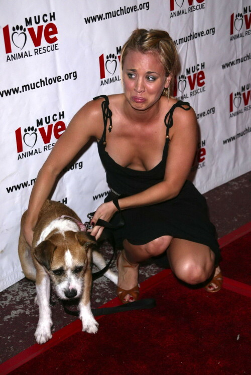 Kaley Cuoco 022