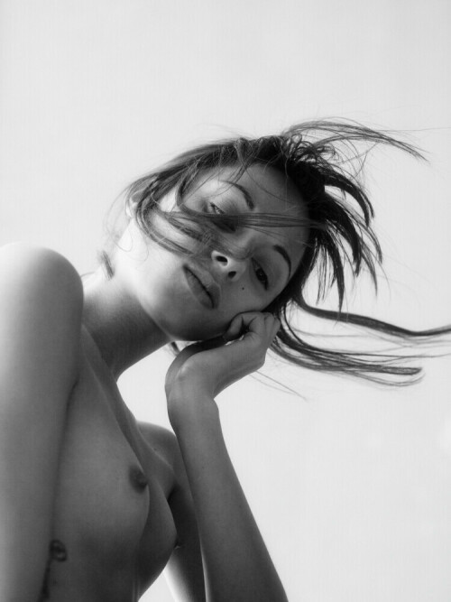 Kara Neko Jonathan Waiter 19