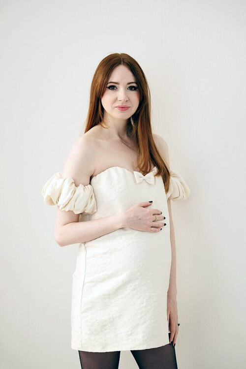 Karen Gillan 45693126100f4d6be