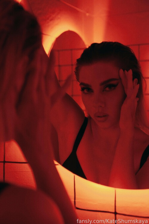 Kate Shumskaya 31ec9ecc327320ea6e3dc6e20b8c242ba