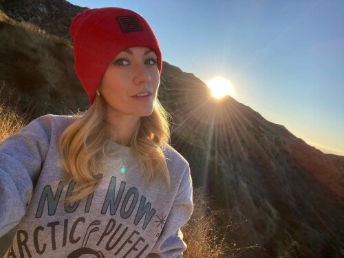 Katherine McNamara R01167f20e475bb0baac