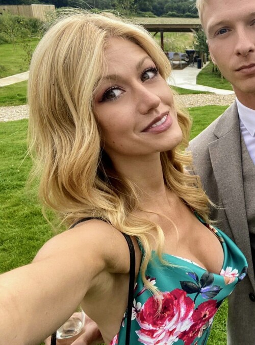 Katherine McNamara twitter 2021 08 28 2021 A fairytale wedding ... 1e2