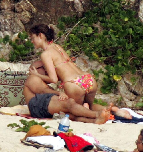 KellyBrookTopless2005StBarts104ba60bb31298c0fc