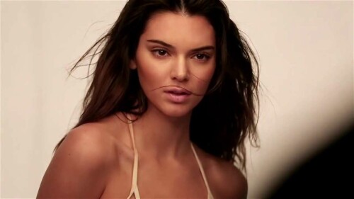 Kendall Jenner GQ 2015 Behind the Scenes 19