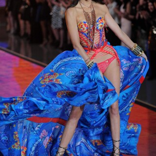 Kendall_Jenner_10.11.2015_DFSDAW_0285763d09c5cb04338