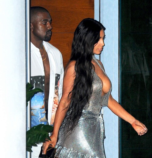 Kim Kardashian In A See Through Chain Mail Dress In Miami Septembe 053d2488a5ac6023bda
