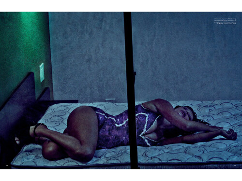 Kim Kardashian Nude in Love Magazine006751990ae37855d49