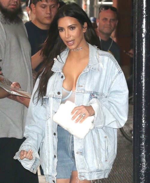 Kim Kardashian Out and about in New York September 6 2016 0532dcff98654e824ed