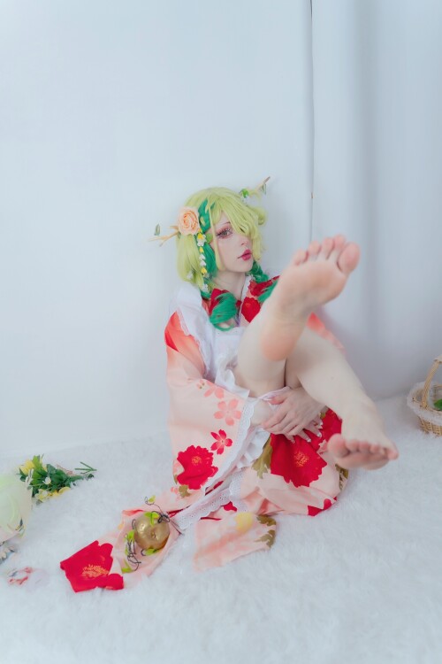 KimonoFauna16e9fd231bcbba9277