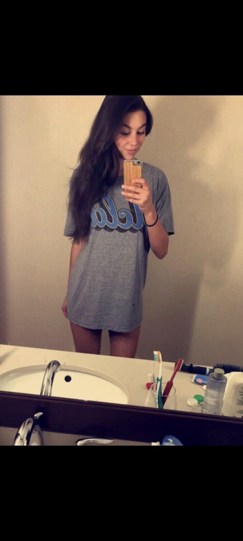 Kira Kosarin 2449b729c9e83077584e