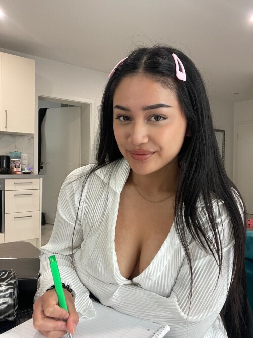 Kirajoliee media 6460332960e3922d14296bcd