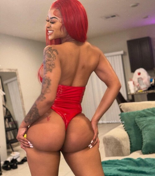 KyannTate.NYE.1cee2074582bc153b