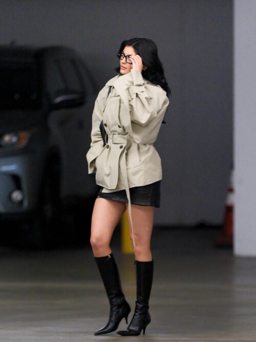 Kylie Jenner Out in Los Angeles 11 16 2024 2 5d8d5bf22c1f2345