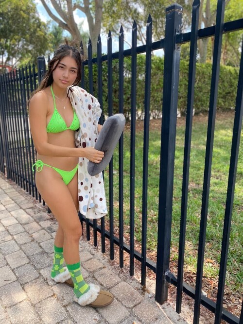 KylinMilan StPattysDay 5d34a503587ab0fe3