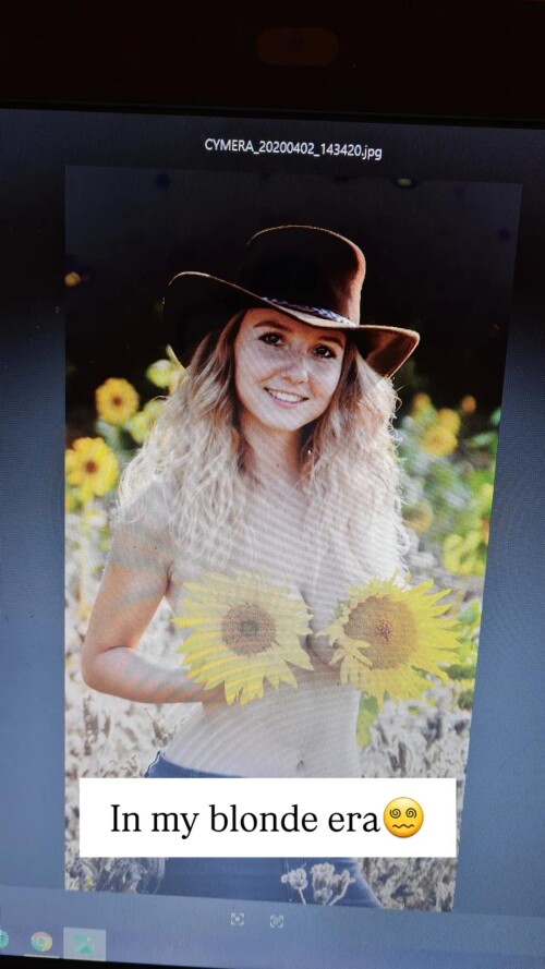 LAURINE 06113b956366d07b1c