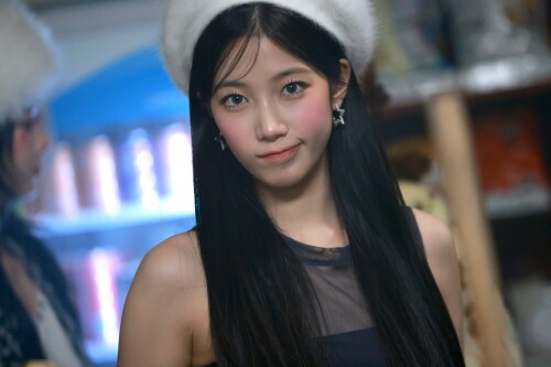 LE SSERAFIM JP 1868998328379490661 193890e497ddbd85d