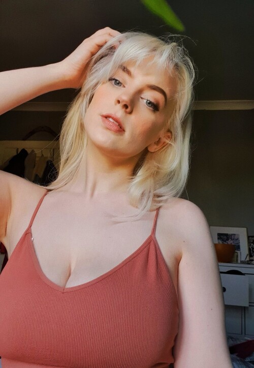 LHP EUSxXizXYAQP3As477428d73bb18461