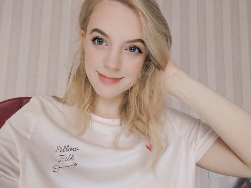 LHW ENHBmnFWkAENnpve65edf0dd387660d