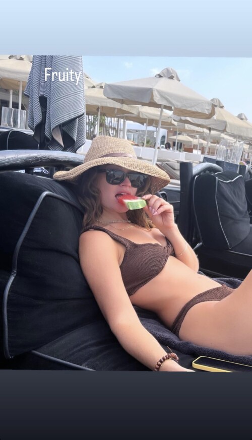 LJ 14766ad08e3220a2191