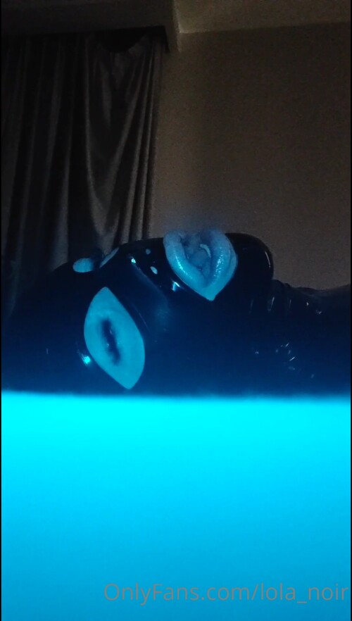 LOLA 5 00.02.57.5344b187a298b62e670