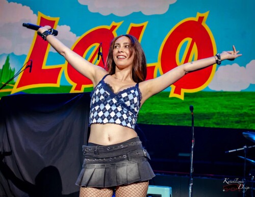 LOLO 200e60120d6a33635