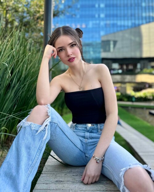 La de los chonguitos 2c9f0dc55fcd836e1