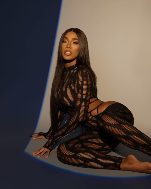 Lace 68436120a87b4ba34