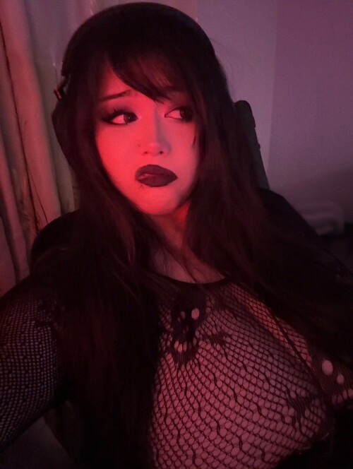 LadyMae0 1973823714182770778 0122c2aa61f4666e8d