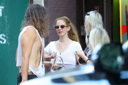 Lana Del Rey Out in New York 07 10 2024 11 ff9fda24eee6f2e7